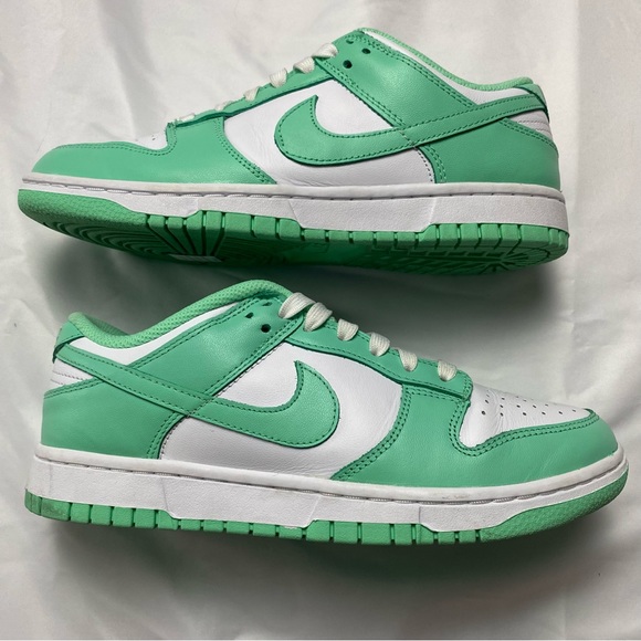 Nike Dunk Low Green Glow Women Sneaker - Picture 8 of 11